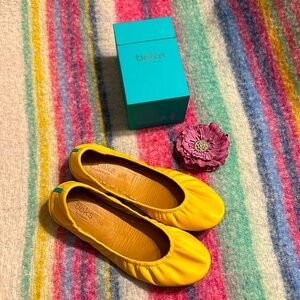 Tieks - Yellow Size 10 - includes box and 🌸